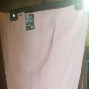 New York and Company Linen Crop Pant